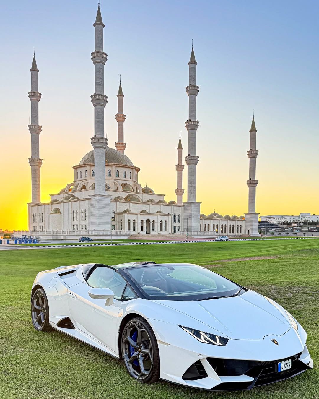 𝗟𝗮𝗺𝗯𝗼𝗿𝗴𝗵𝗶𝗻𝗶 𝗛𝘂𝗿𝗮𝗰𝗮𝗻 𝗘𝗩𝗢 𝗦𝗽𝘆𝗱𝗲𝗿 4 Wheel Drive 5.2 V10 LP 640